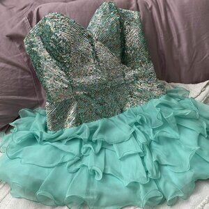 Sherri Hill Prom Grad or Party mini dress in turquoise